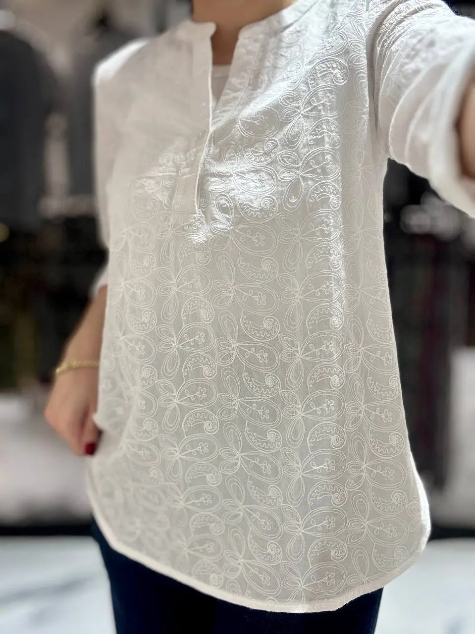 شومیز سفید گلدوزی Marie Lund
